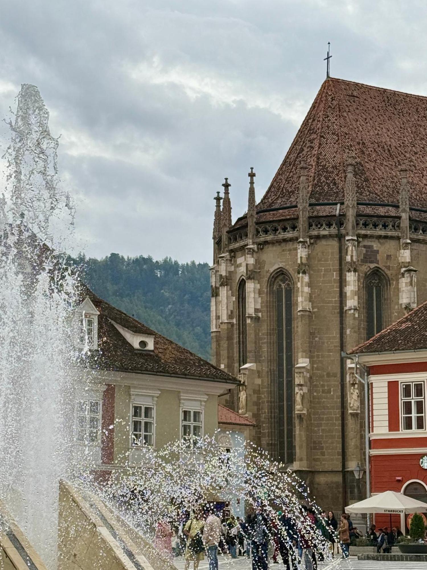 36 Central Residence Brasov Exterior photo